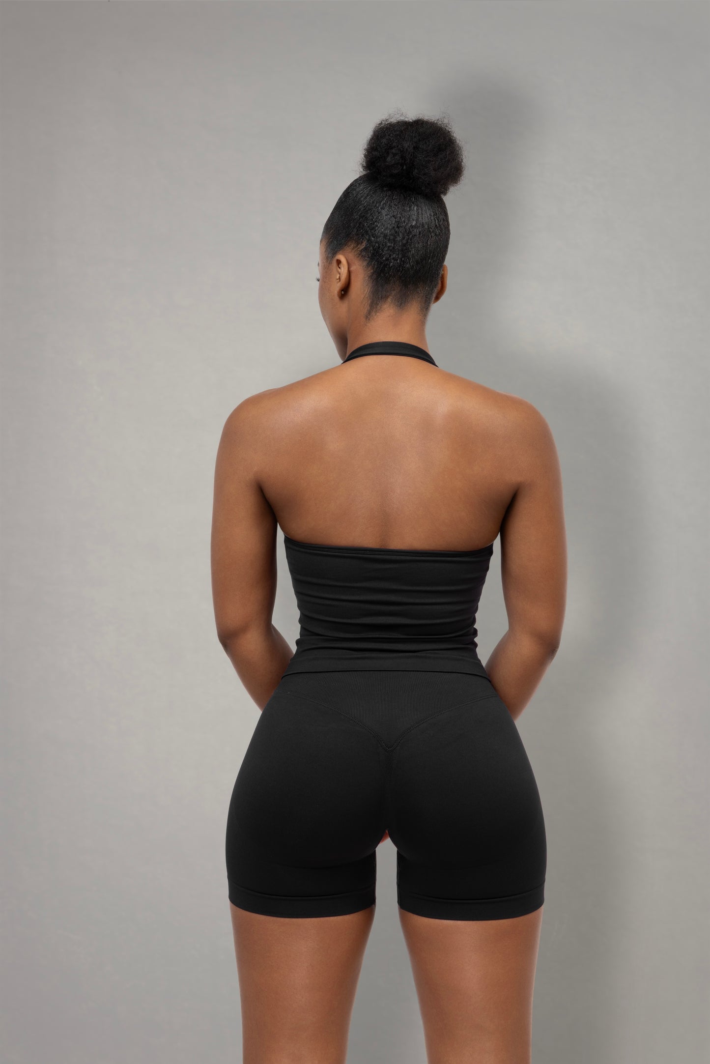 Alita Invisible Scrunch Shorts | Black