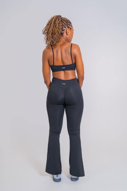 KIARI BLACK INVISIBLE SCRUNCH FLARE LEGGINGS